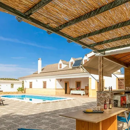 Pet Friendly In With Kitchenette Semesterbostad Lucena