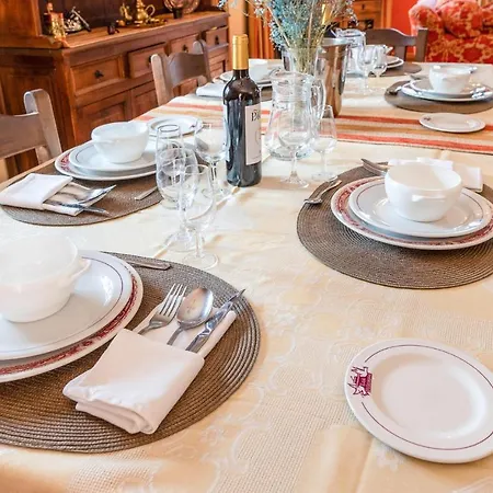 Pet Friendly In With Kitchenette *